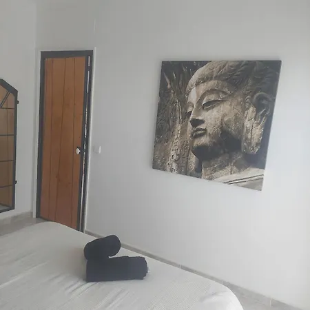 Apartment Moderne A 150 M De La - 2 Et Terrasse *