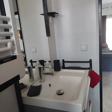 Apartment Moderne A 150 M De La - 2 Et Terrasse *